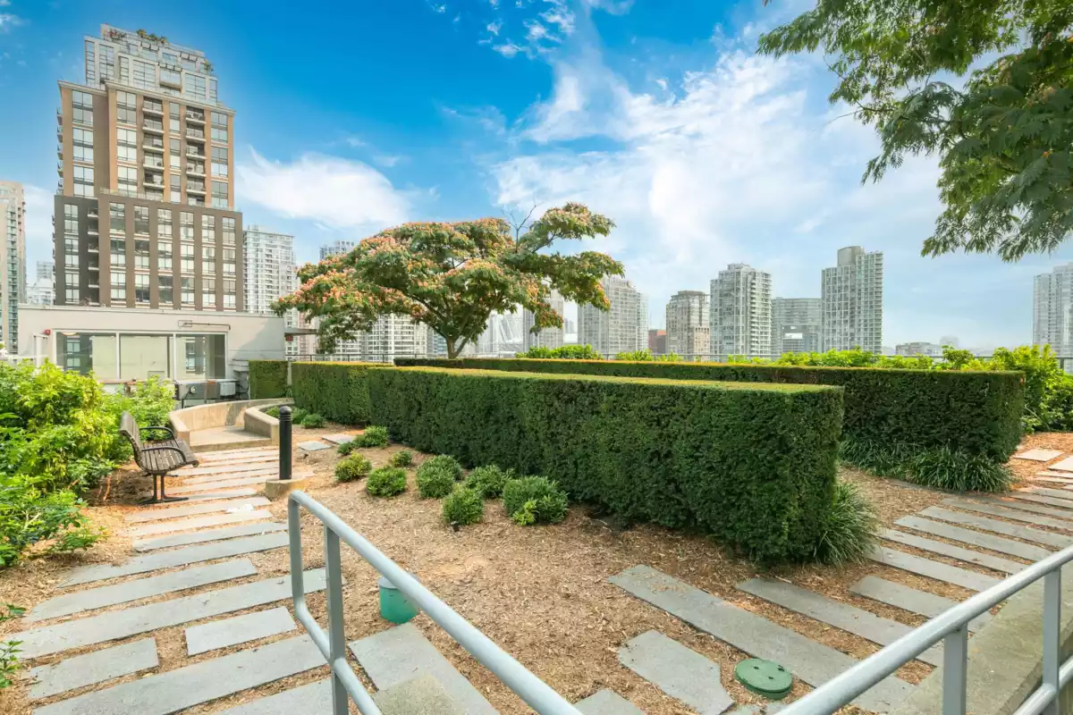 Loft / Bonus Room Photo of 516 1133 Homer Street, Vancouver, BC