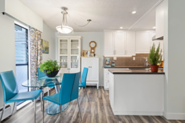 306 1515 Chesterfield Avenue, North Vancouver, BC