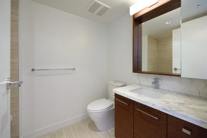 Walk-In Closet Photo of 1503 7333 Murdoch Avenue, Richmond, BC