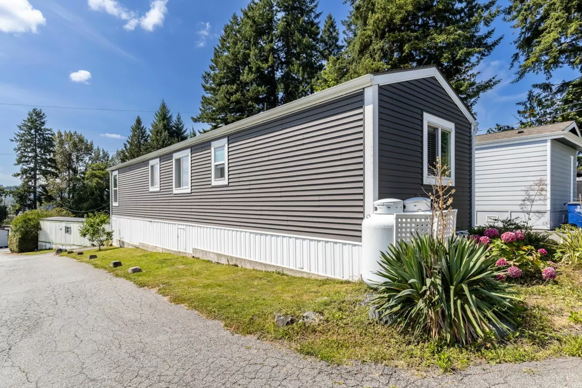 Family Room Photo of 93 9950 Wilson Street, Mission, BC