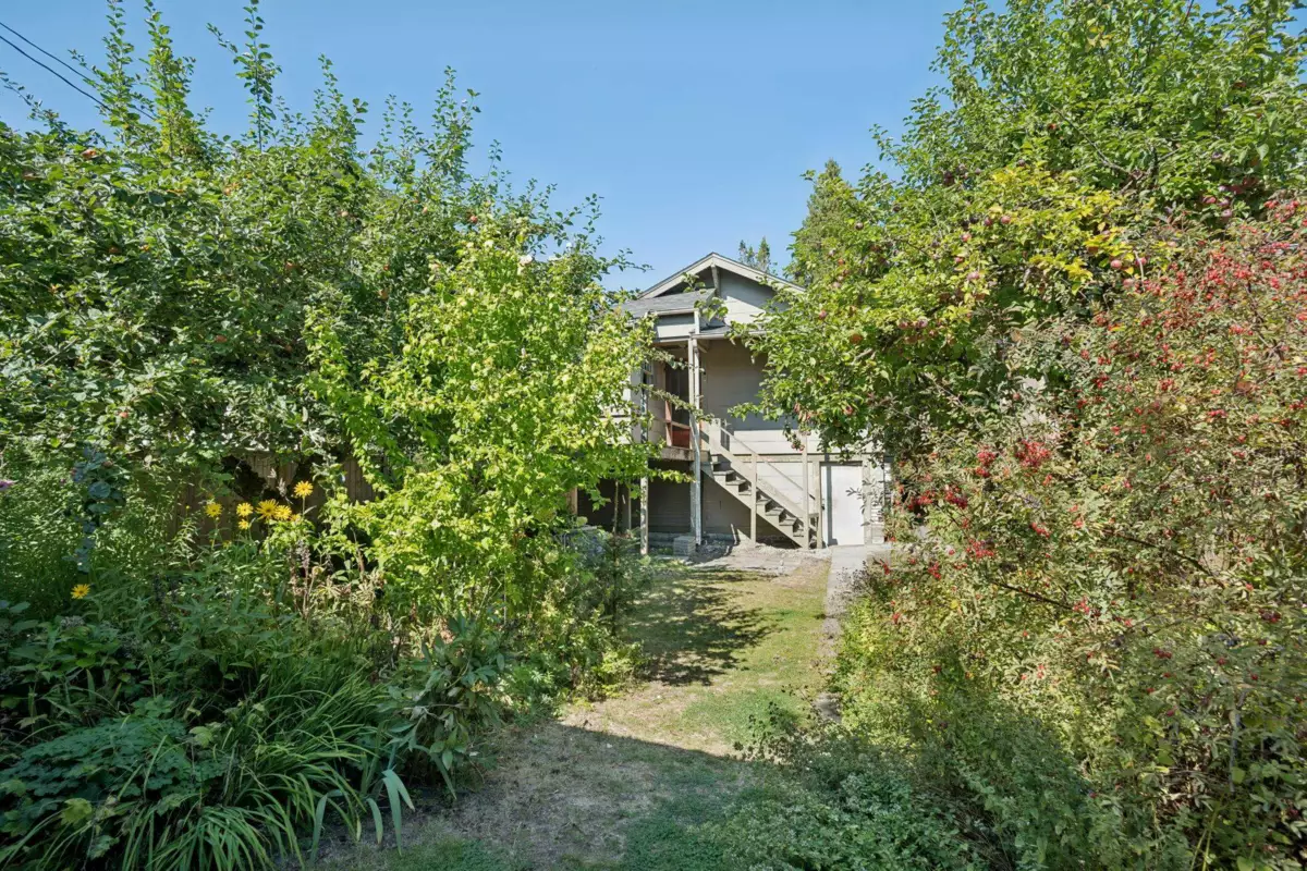 Primary Bedroom Photo of 2746 West 41st, Vancouver, BC