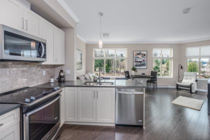 501 2855 156 Street, Surrey, BC, Surrey — Apartment/Condo for sale