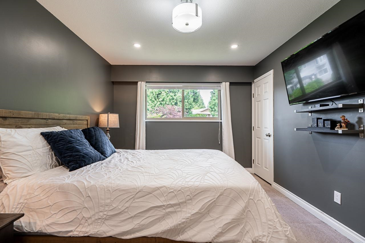 Bedroom 2 Photo of 20419 91a Avenue, Langley, BC