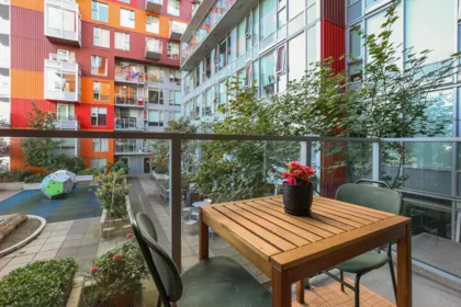 305 933 E Hastings Street, Vancouver, BC, Vancouver — Apartment/Condo for sale