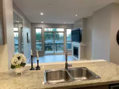 409 1153 Kensal Place, Coquitlam, BC