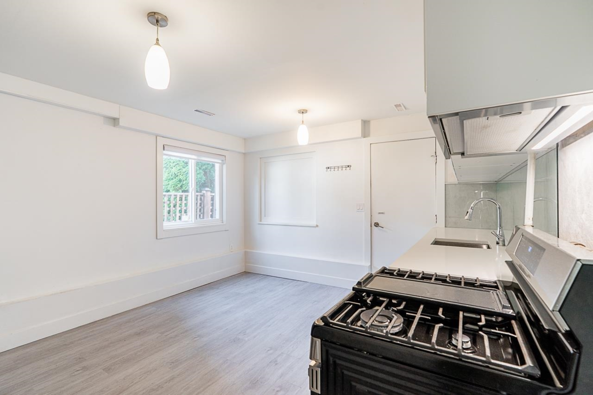 Backyard Photo of 4346 Dundas Street, Burnaby, BC