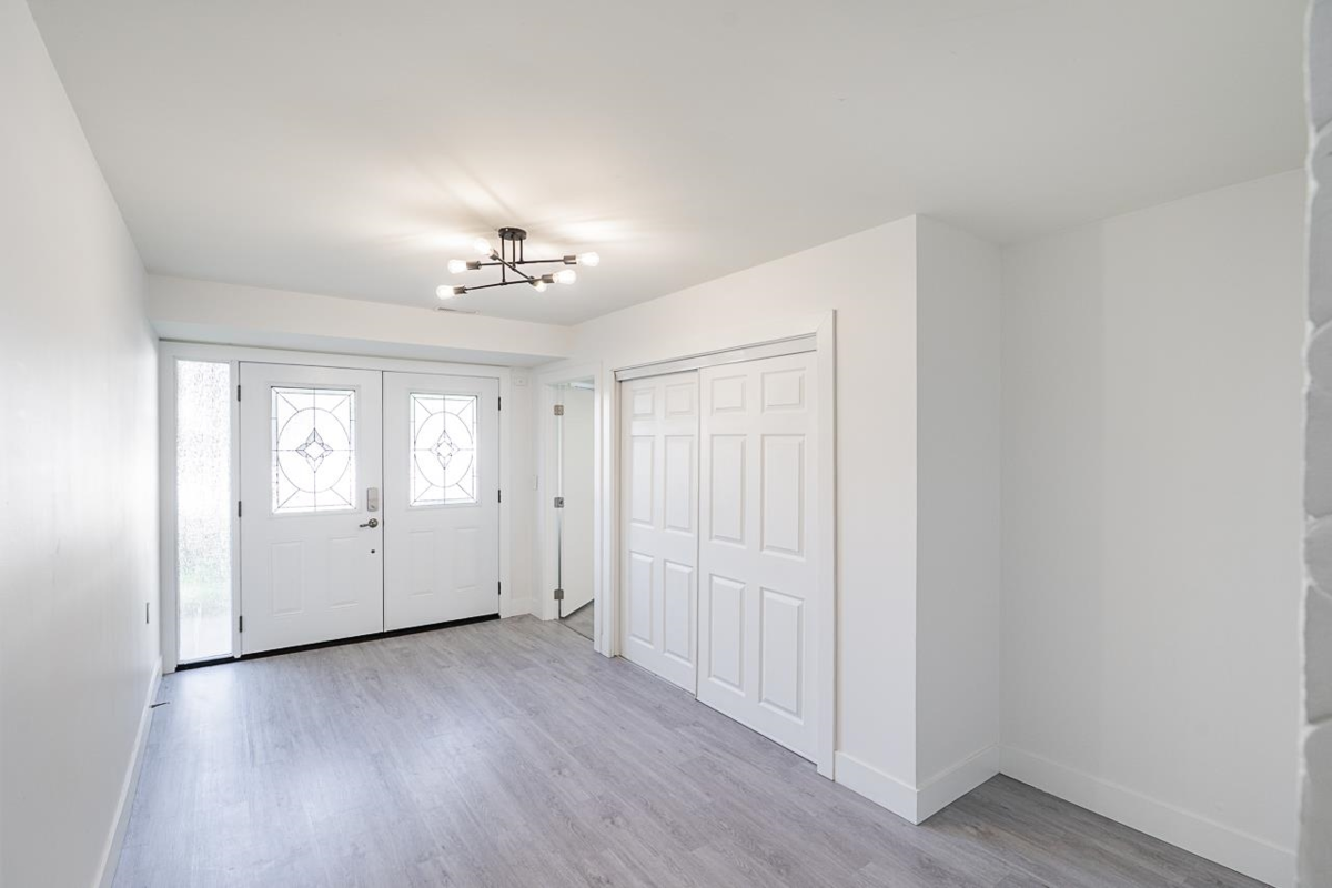 Family Room Photo of 4346 Dundas Street, Burnaby, BC