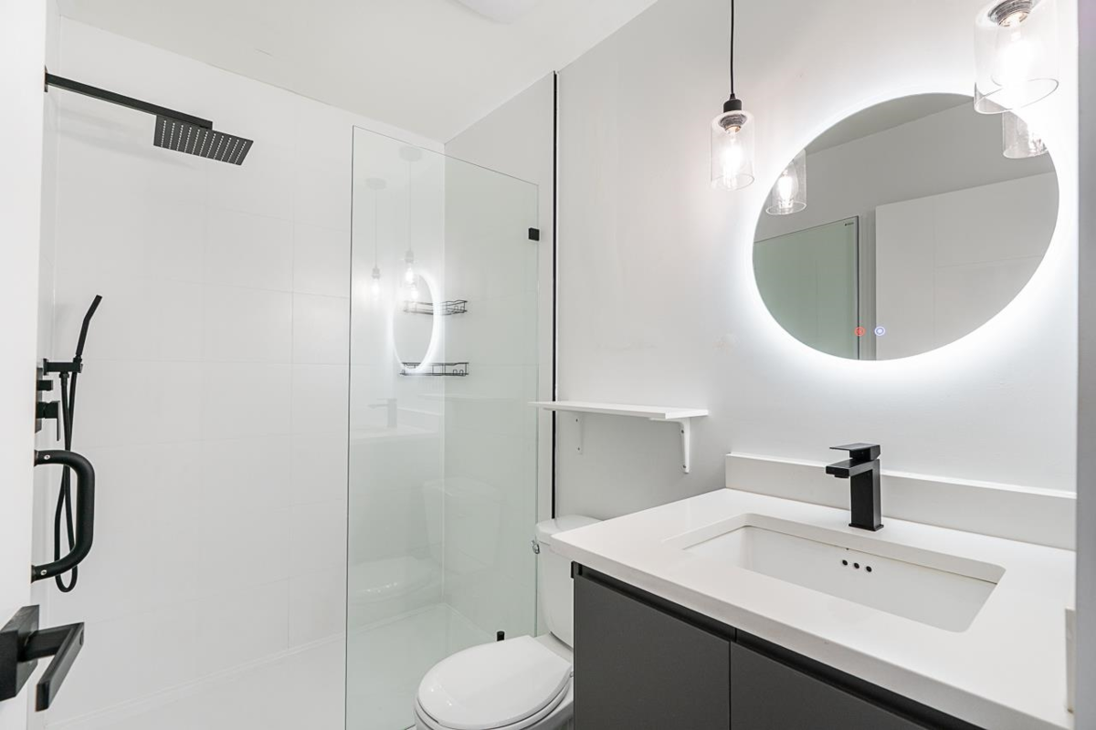 Mudroom Photo of 4346 Dundas Street, Burnaby, BC