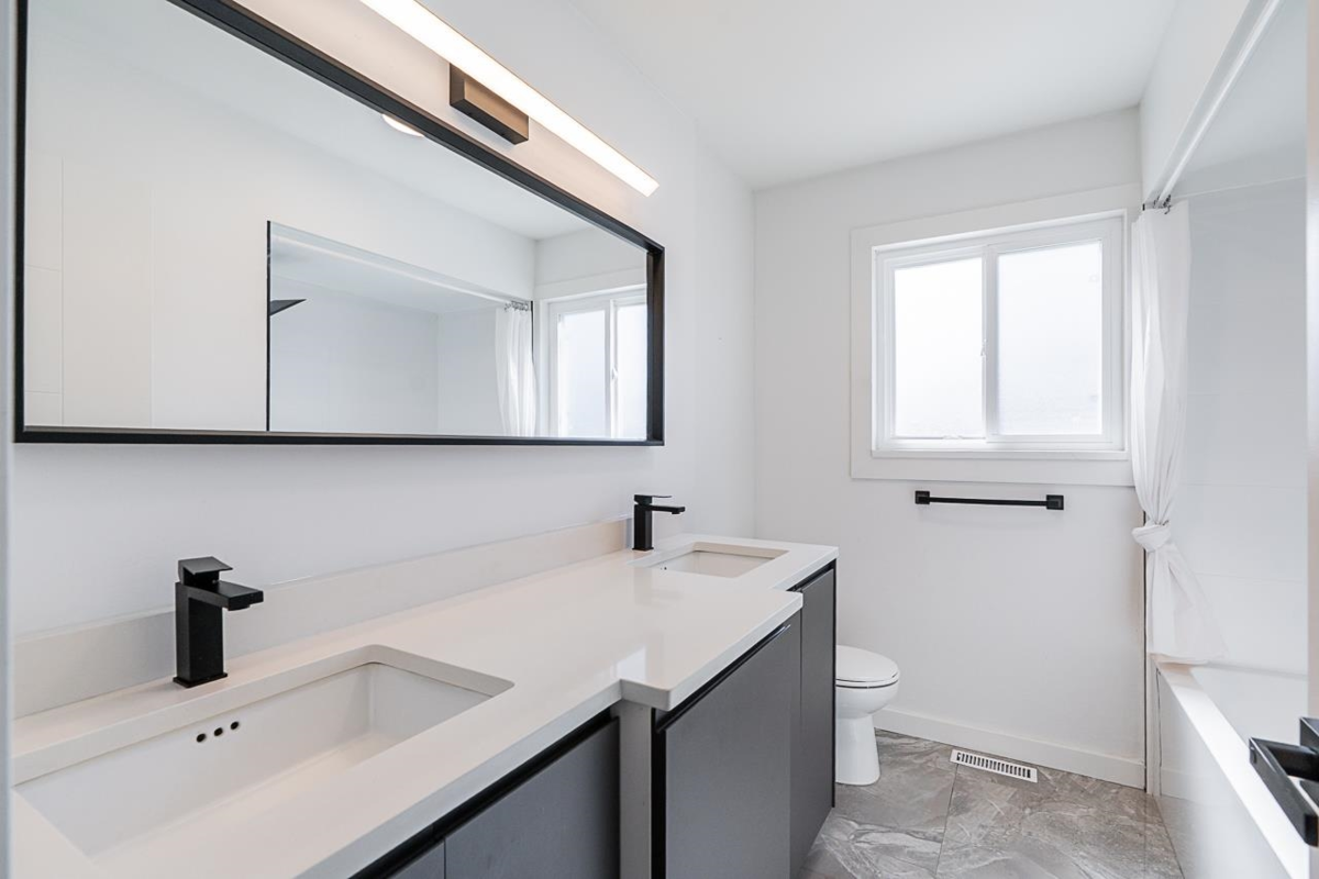 Staircase Photo of 4346 Dundas Street, Burnaby, BC