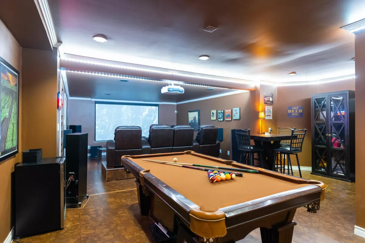 Backyard Photo of 318 Roche Point Drive, North Vancouver, BC