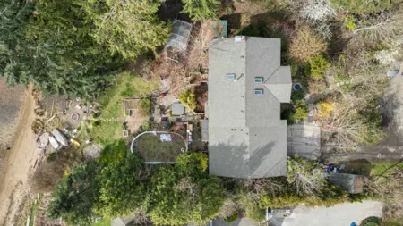 Hot Tub / Spa Photo of 6283 Sechelt Inlet Road, Sechelt, BC