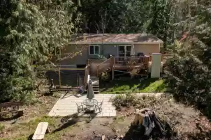 Outdoor Deck Photo of 6283 Sechelt Inlet Road, Sechelt, BC