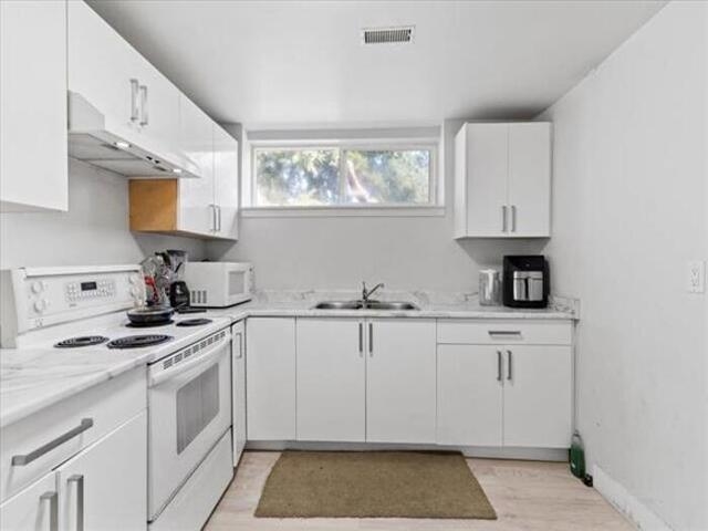 Bedroom 2 Photo of 2086 Sherwood Crescent, Abbotsford, BC