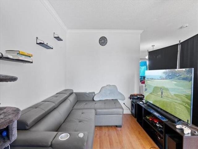 Breakfast Nook Photo of 2086 Sherwood Crescent, Abbotsford, BC