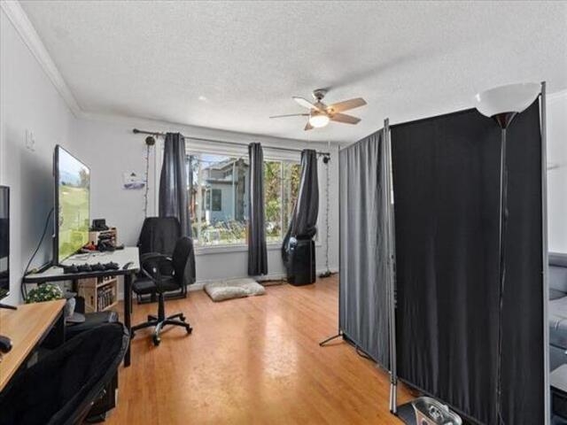 Primary Bedroom Photo of 2086 Sherwood Crescent, Abbotsford, BC