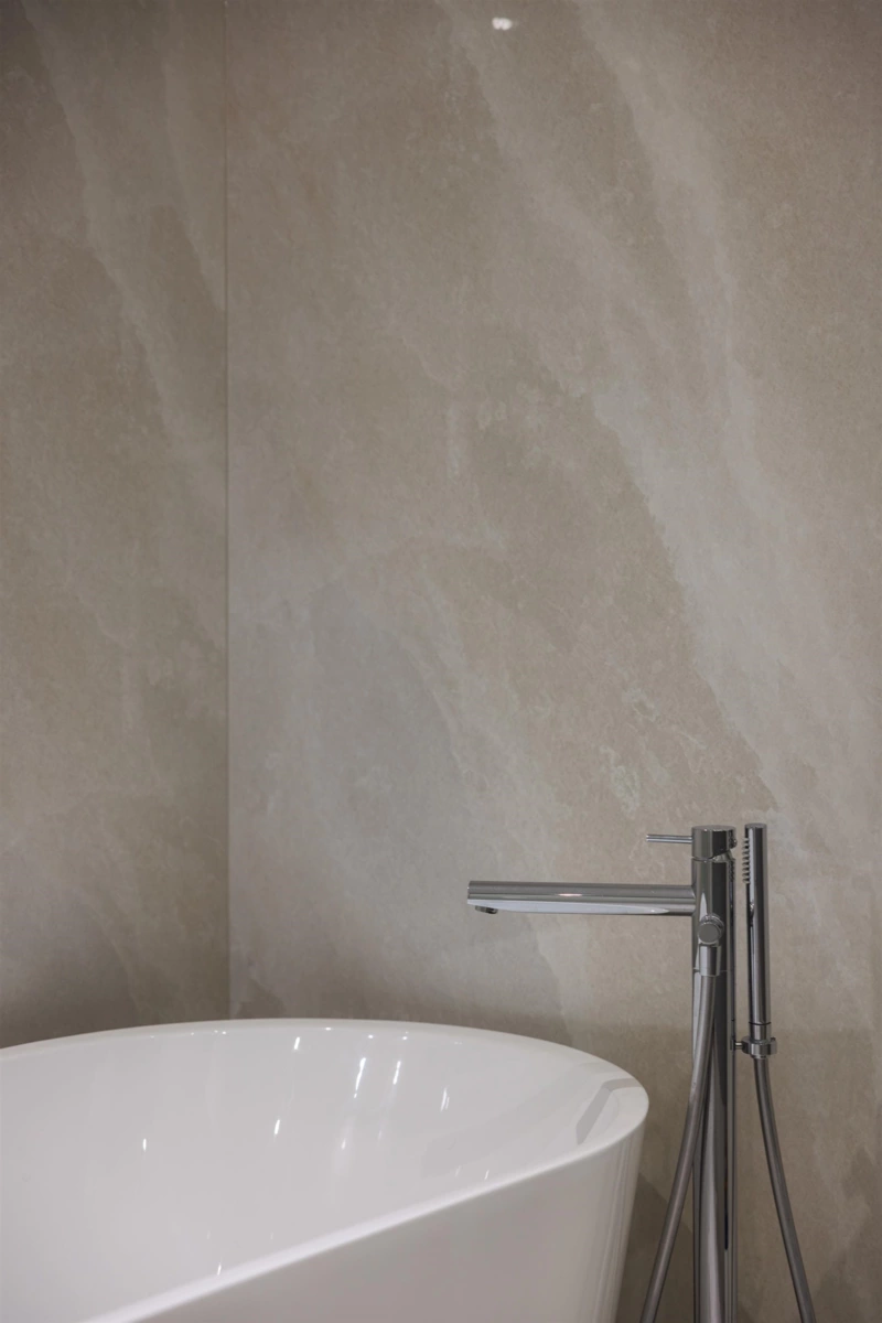 Backyard Photo of 1715 22nd Street, West Vancouver, BC