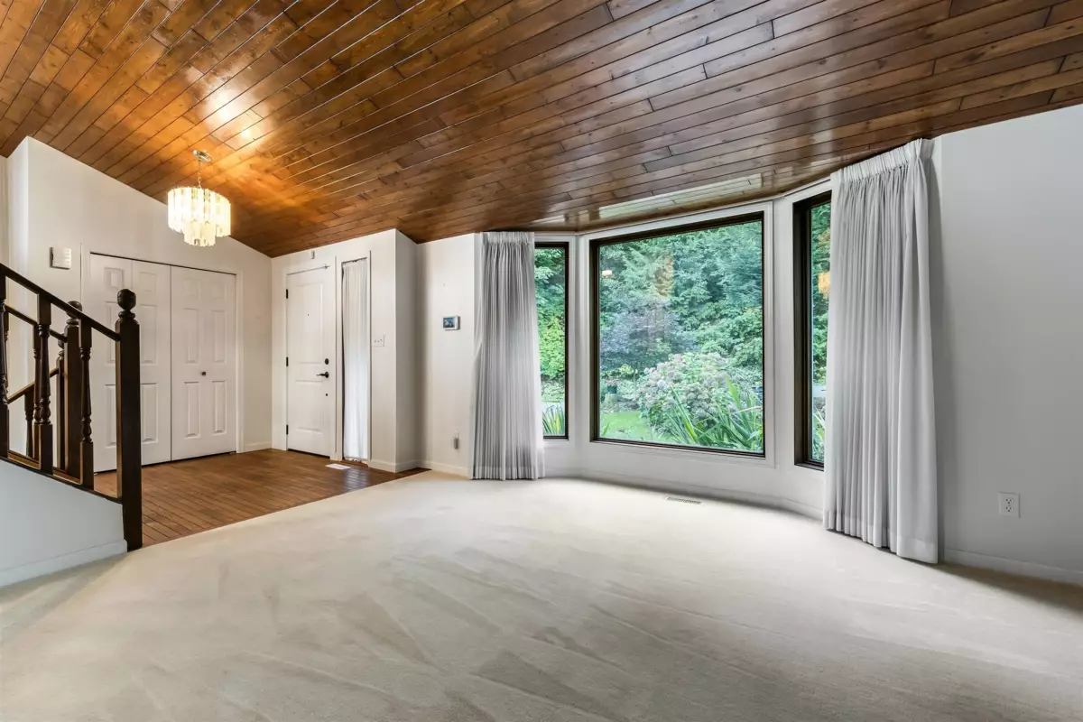 Dining Area Photo of 43445 Alameda Drive, Chilliwack, BC