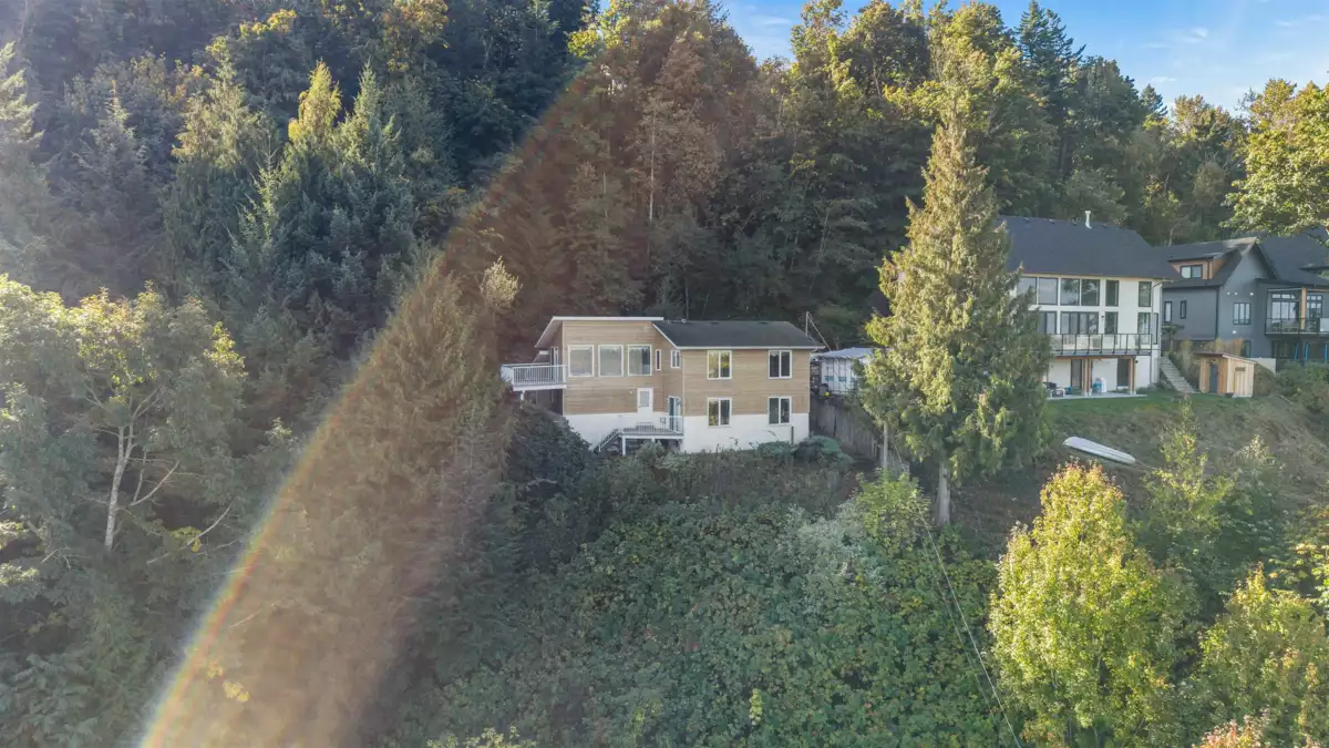 Front Yard Photo of 43445 Alameda Drive, Chilliwack, BC