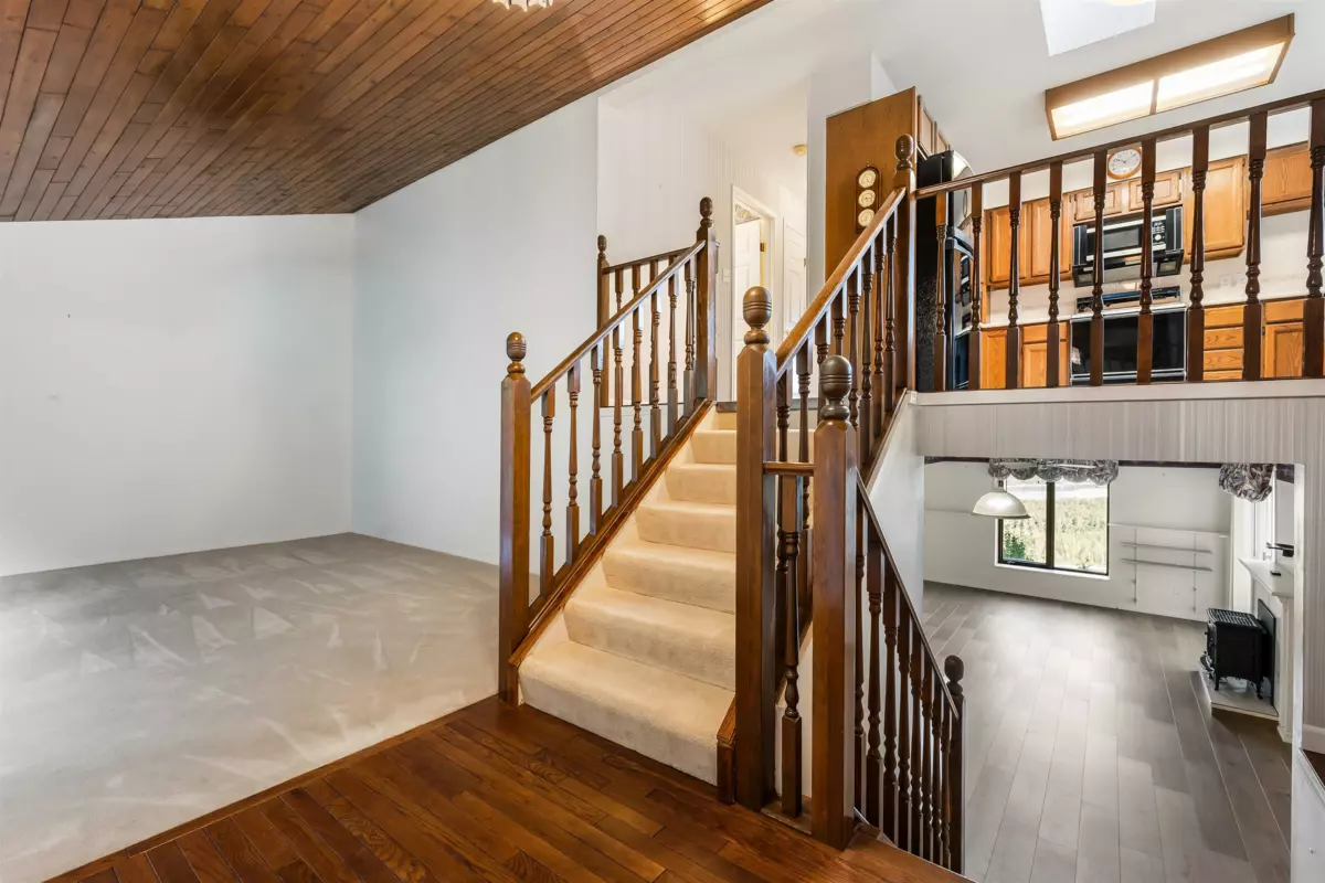 Living Room Photo of 43445 Alameda Drive, Chilliwack, BC