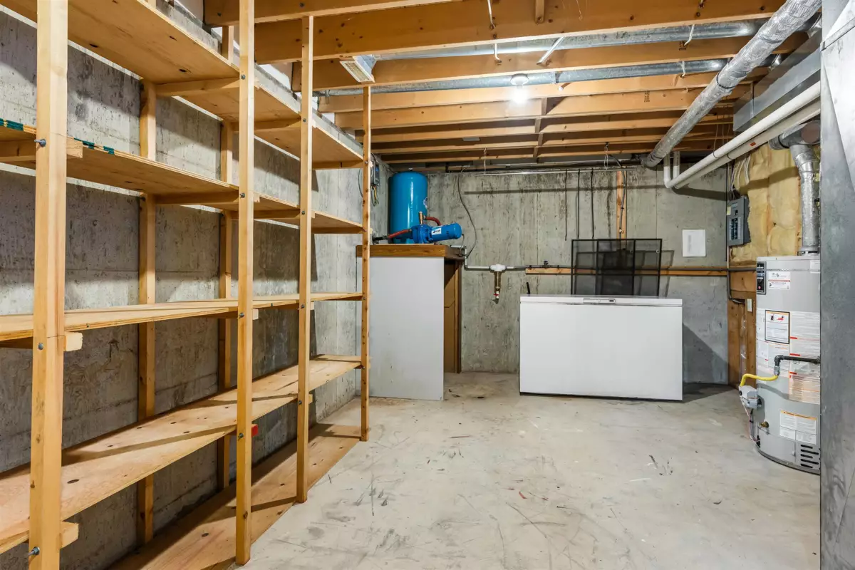 Outdoor Deck Photo of 43445 Alameda Drive, Chilliwack, BC