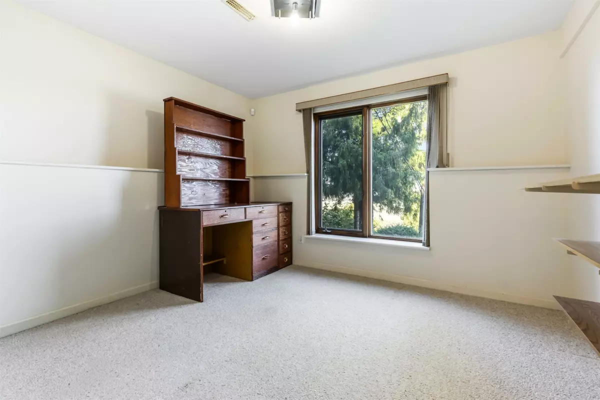 Staircase Photo of 43445 Alameda Drive, Chilliwack, BC