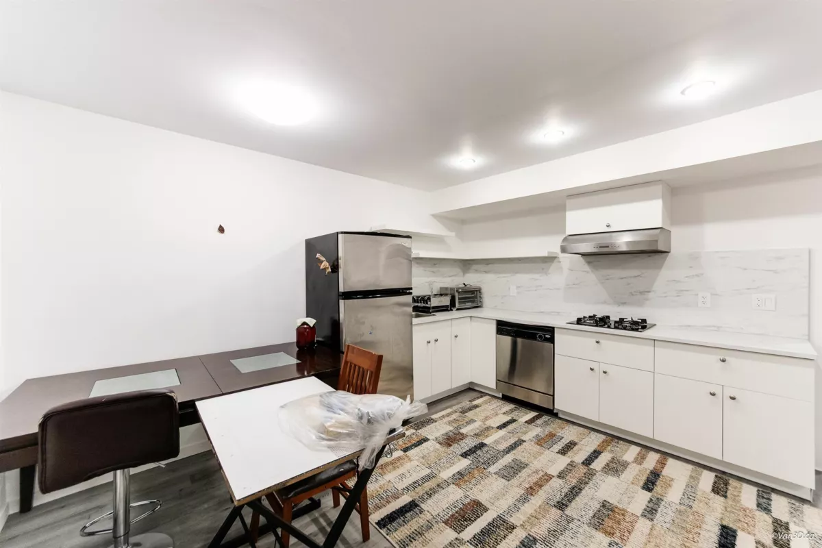 Hallway Photo of 6631 192a Street, Surrey, BC