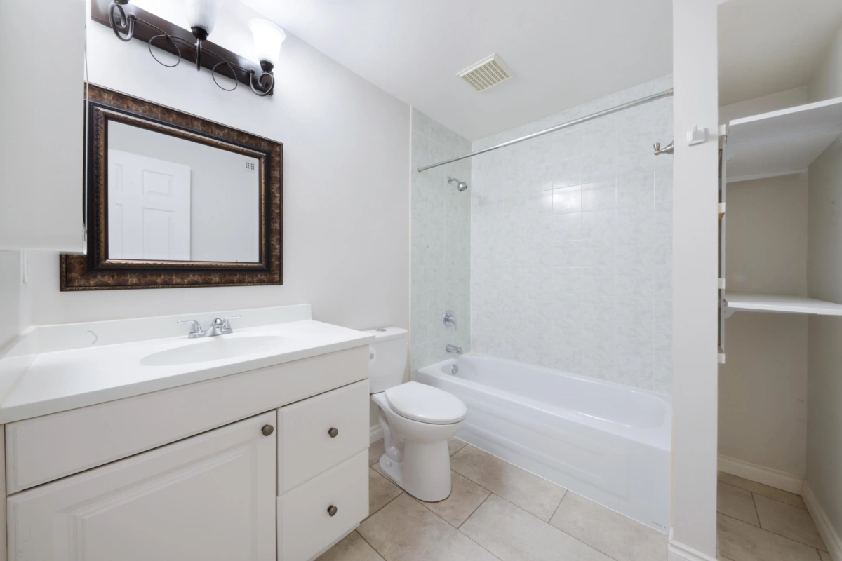 Front Yard Photo of 6 Linden Street, Port Moody, BC