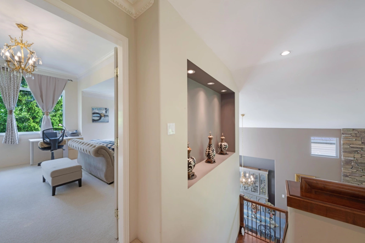 Hot Tub / Spa Photo of 6 Linden Street, Port Moody, BC