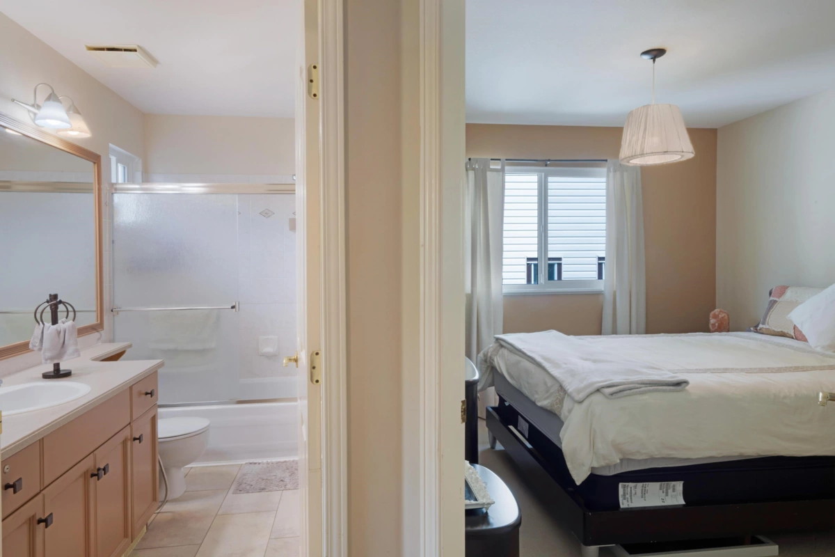 Laundry Room Photo of 6 Linden Street, Port Moody, BC