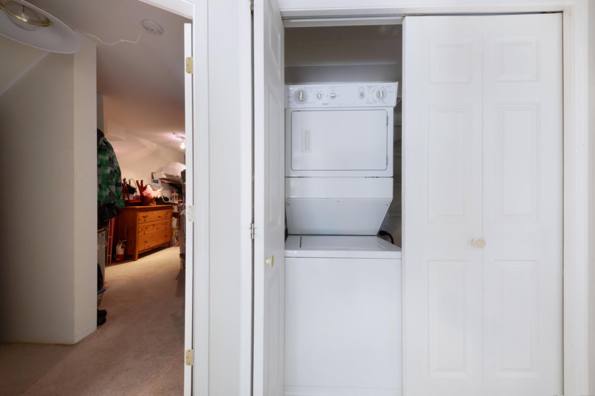 Staircase Photo of 6 Linden Street, Port Moody, BC
