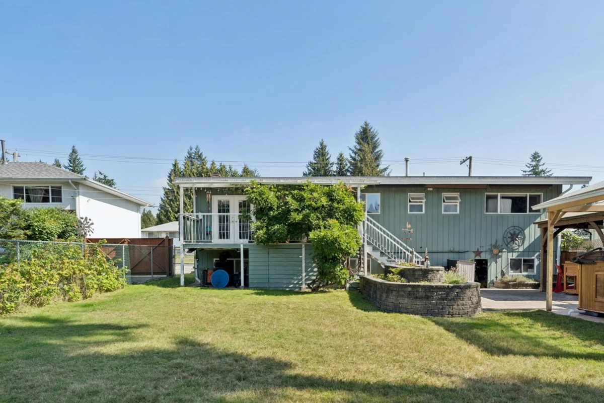 Outdoor Kitchen Photo of 558 Draycott Street, Coquitlam, BC