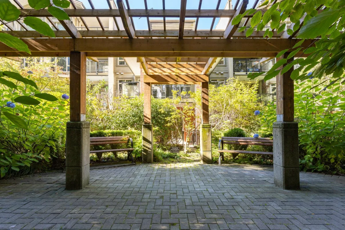 Garden / Landscaping Photo of 111 100 Capilano Road, Port Moody, BC