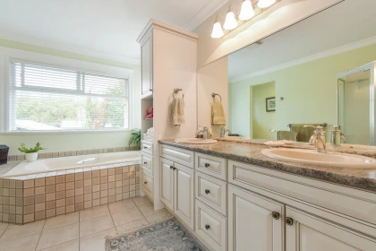 Hallway Photo of 7463 216 Street, Langley, BC