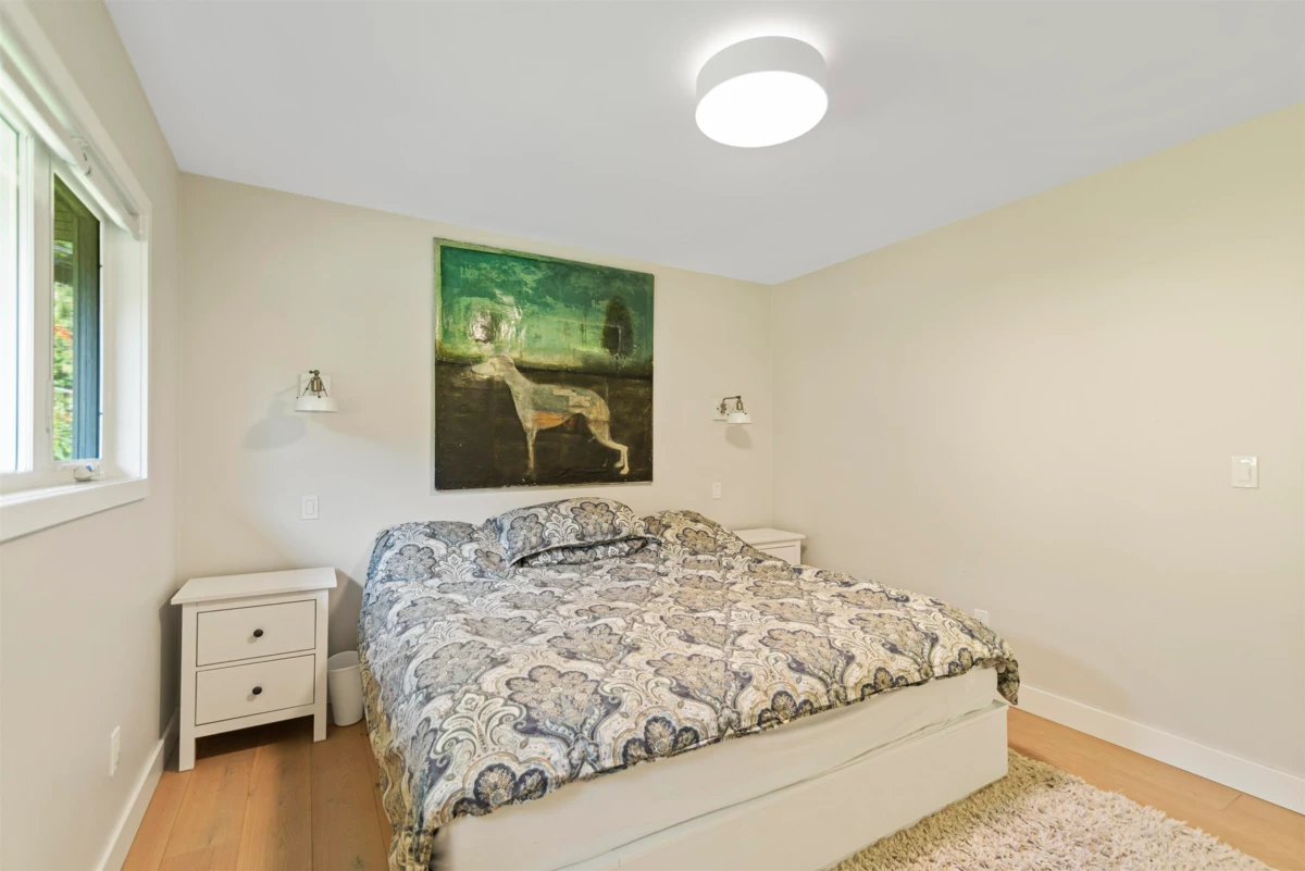 Bedroom 4 Photo of 648 Gibsons Way, Gibsons, BC