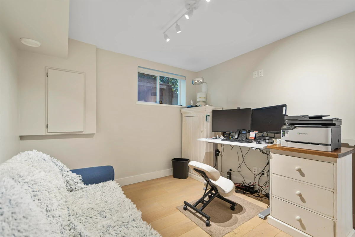Garage Interior Photo of 648 Gibsons Way, Gibsons, BC