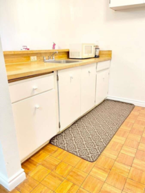 219 9300 Glenacres Drive, Richmond, BC