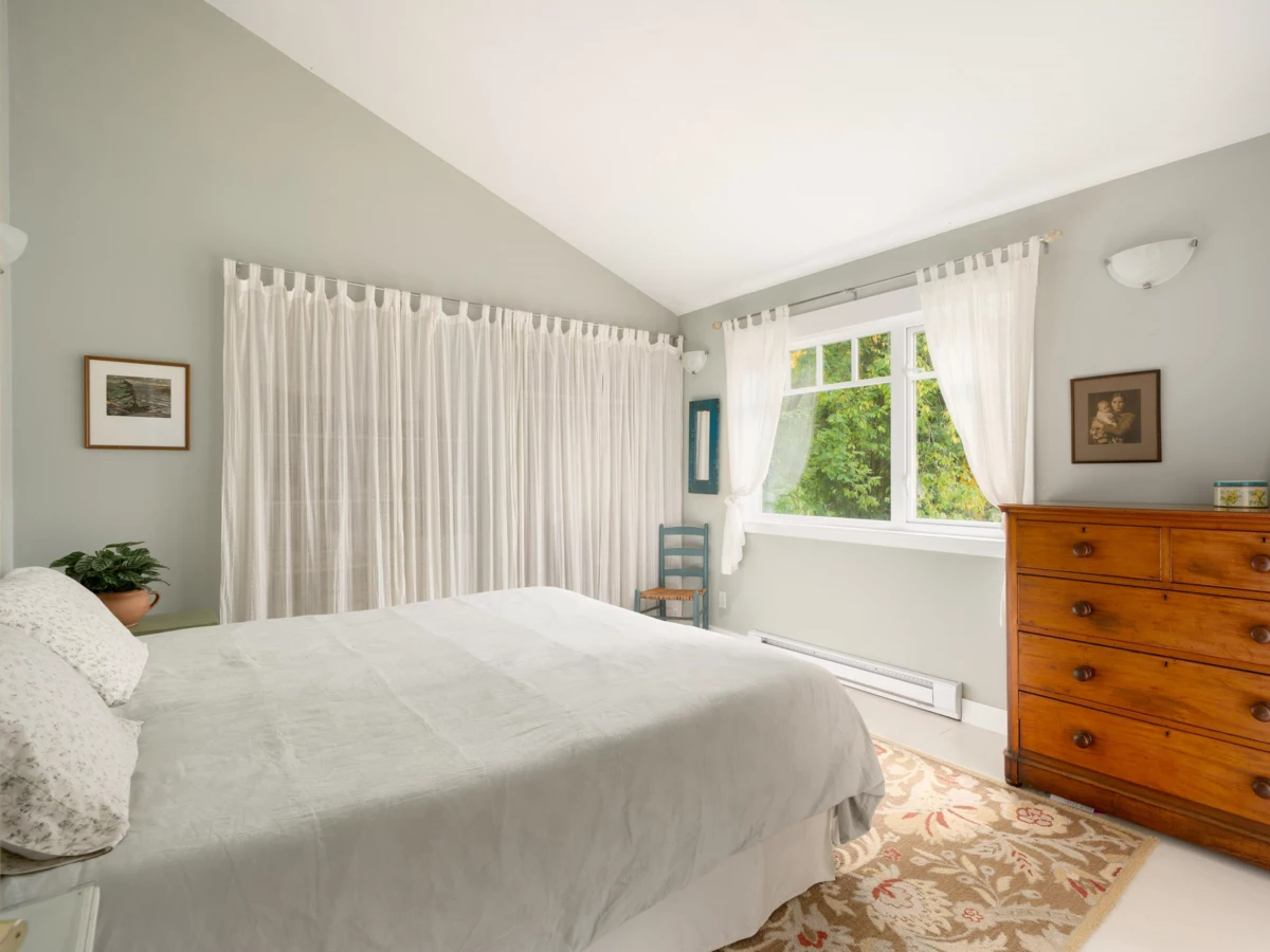Laundry Room Photo of 1245 Miller Road, Bowen Island, BC