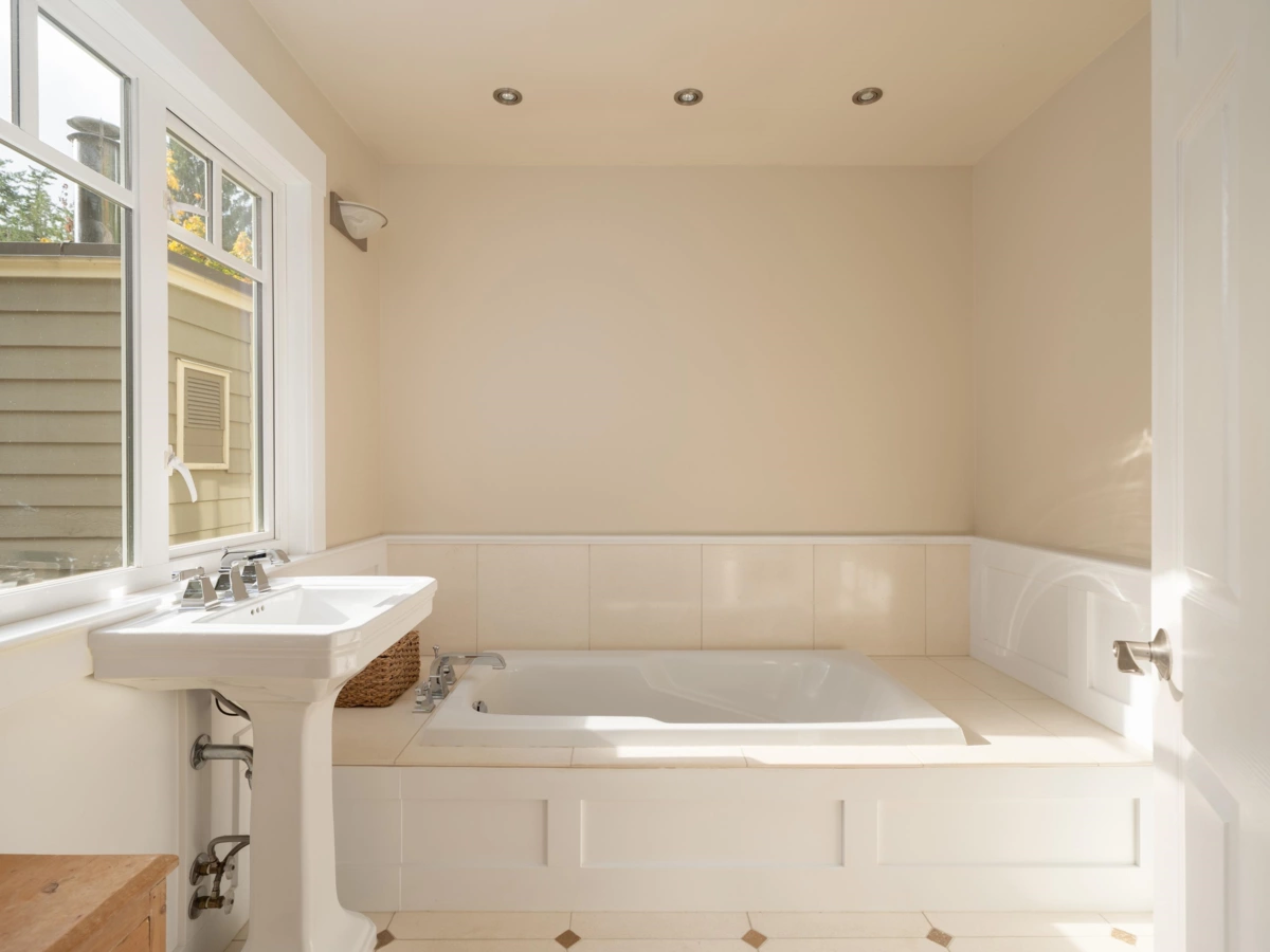 Mudroom Photo of 1245 Miller Road, Bowen Island, BC