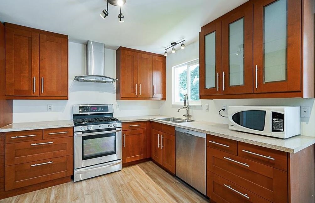 Pantry Photo of 15084 86a Avenue, Surrey, BC