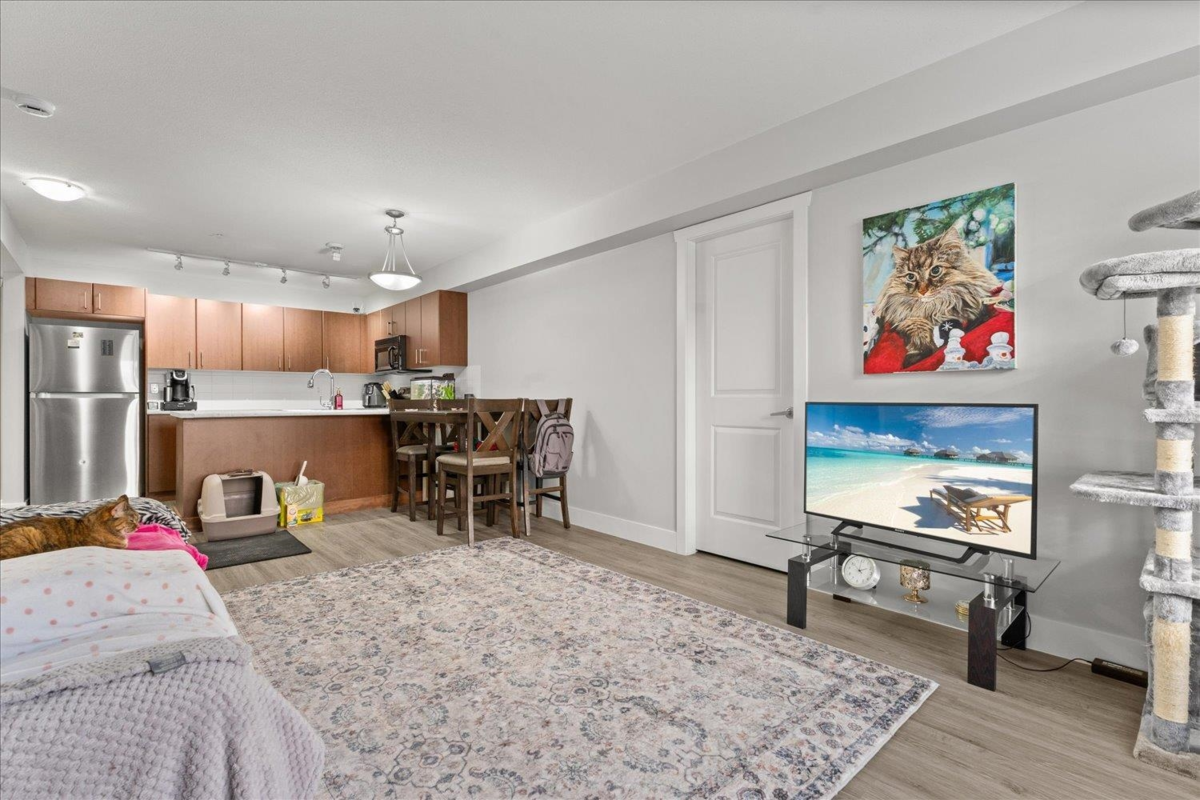 Laundry Room Photo of 101 45555 Yale Road, Chilliwack, BC