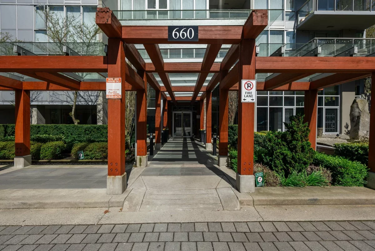 Hot Tub / Spa Photo of 1009 660 Nootka Way, Port Moody, BC