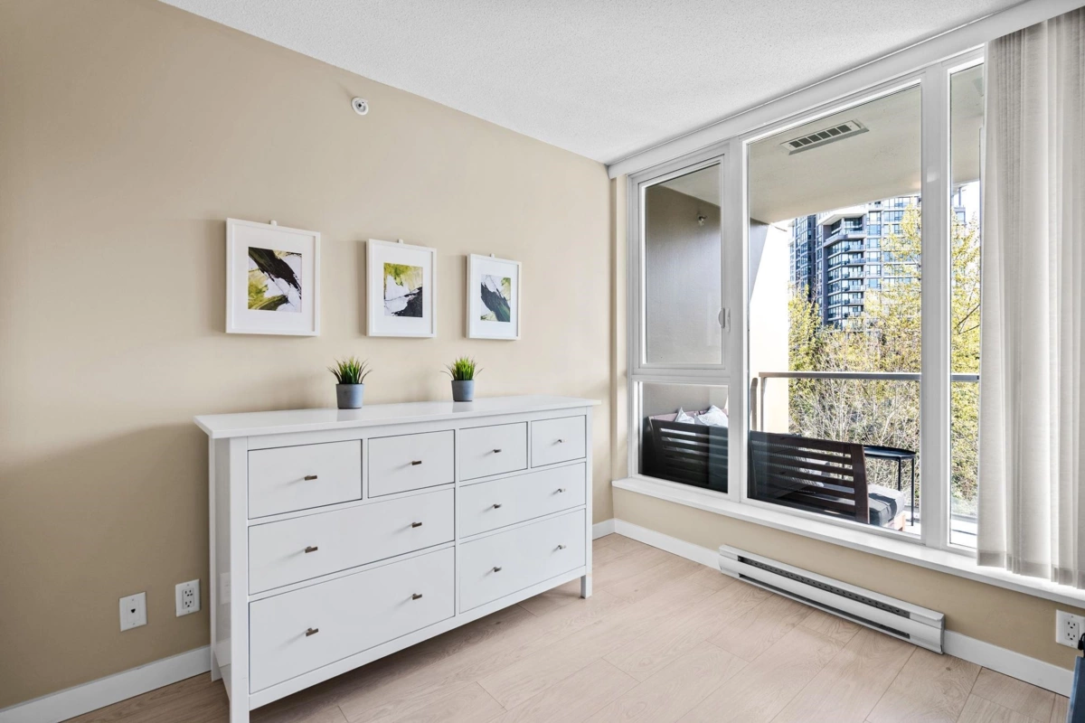 Laundry Room Photo of 1009 660 Nootka Way, Port Moody, BC