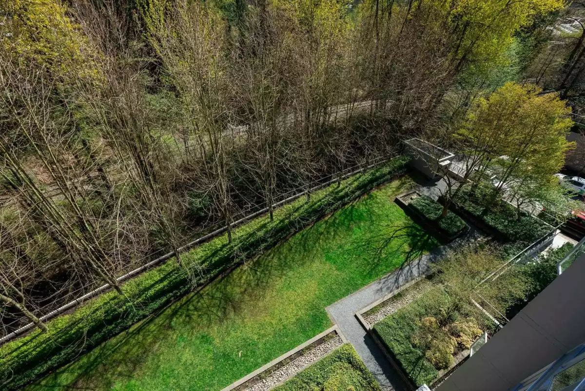 Swimming Pool Photo of 1009 660 Nootka Way, Port Moody, BC