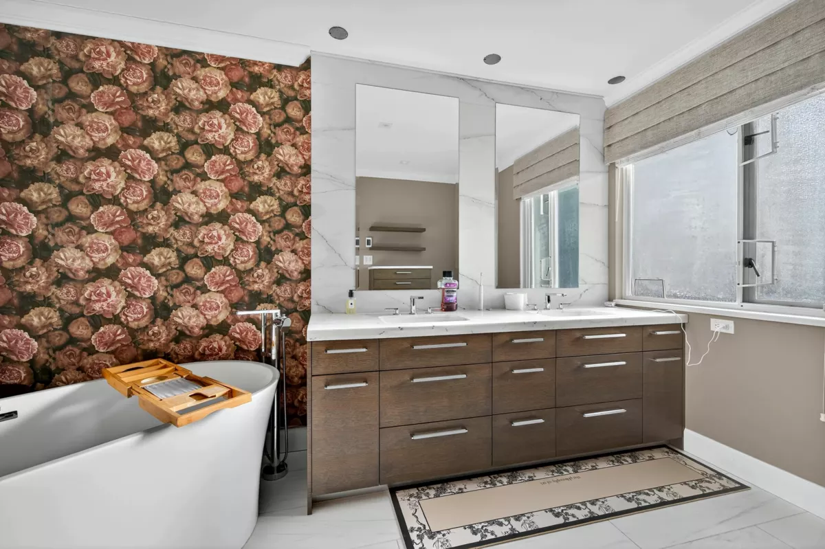 Guest Bathroom Photo of 5891 Laurelwood Court, Richmond, BC