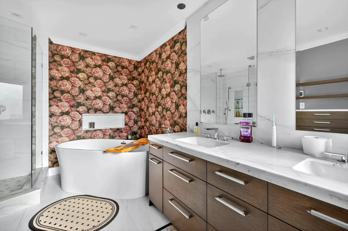 Powder Room Photo of 5891 Laurelwood Court, Richmond, BC