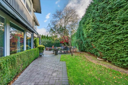 Hallway Photo of 5891 Laurelwood Court, Richmond, BC