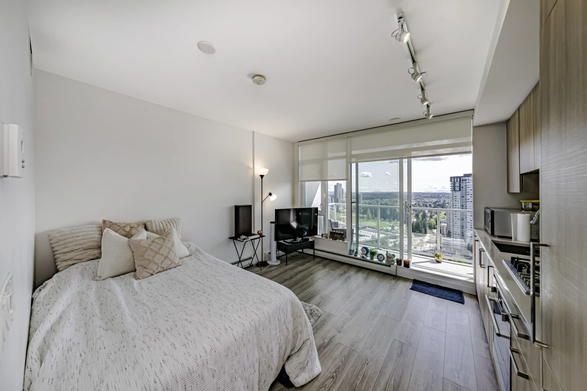 Family Room Photo of 2809 13350 Central Avenue, Surrey, BC