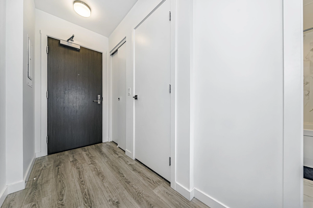 Living Room Photo of 2809 13350 Central Avenue, Surrey, BC