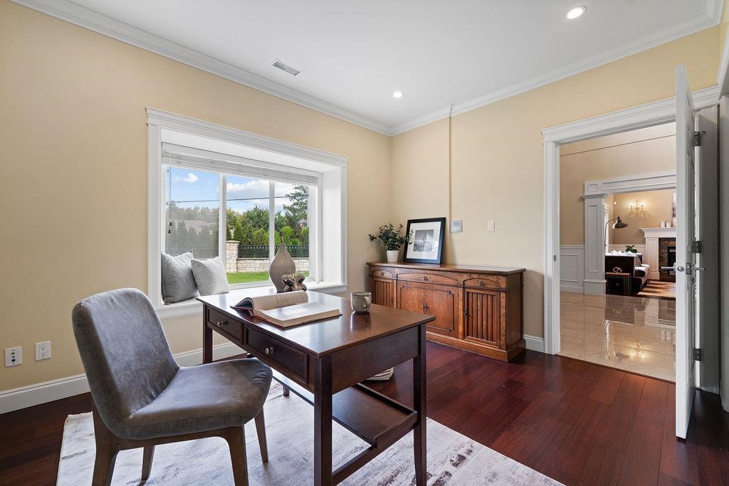 Breakfast Nook Photo of 9200 Saunders Road, Richmond, BC