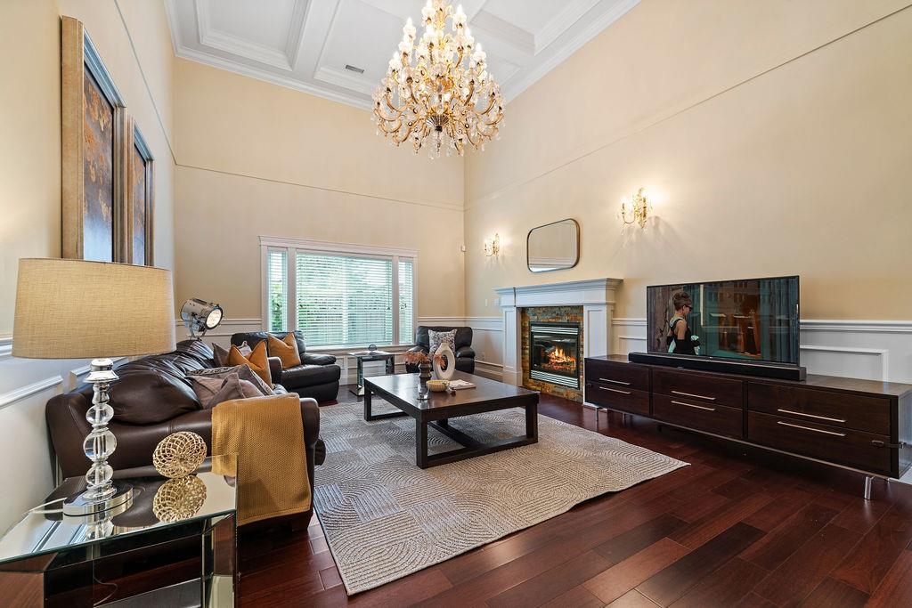 Kitchen Photo of 9200 Saunders Road, Richmond, BC